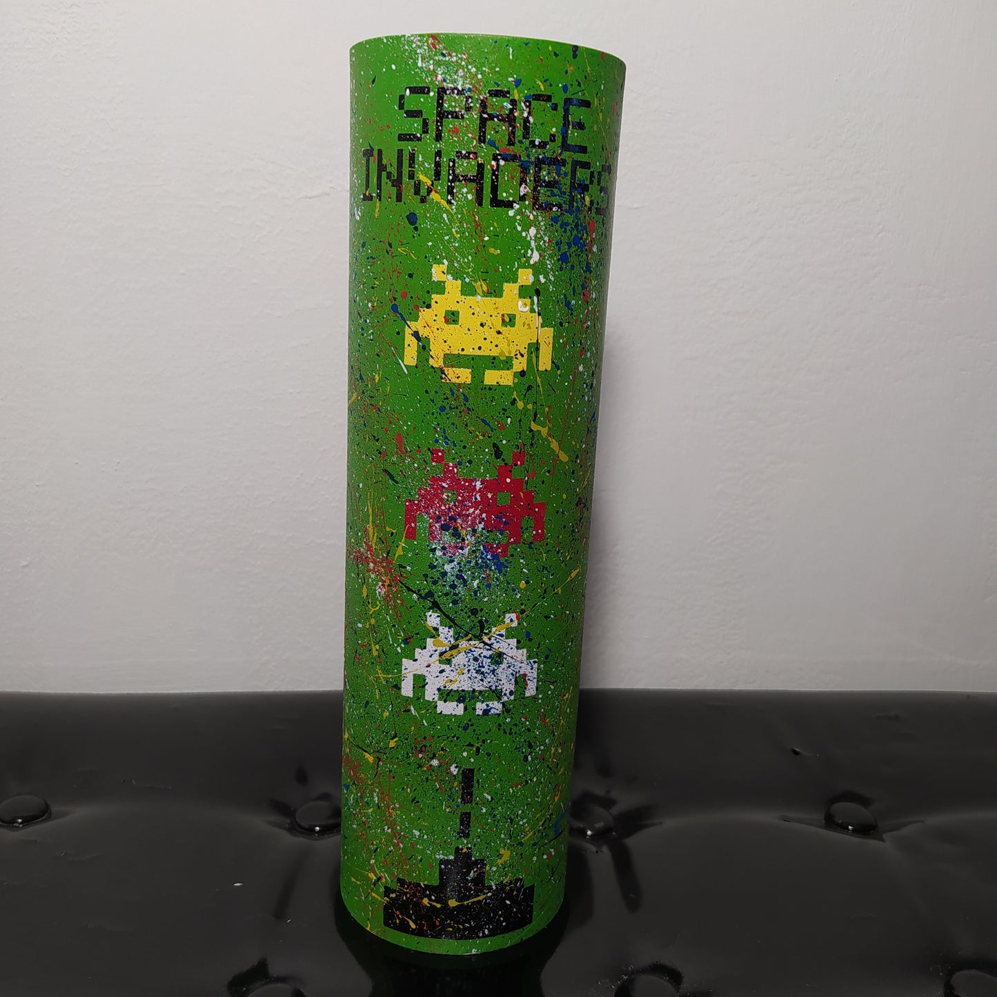 Tube Space Invaders Green